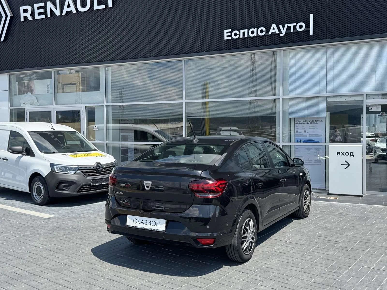 Dacia Logan 1.0TCe 100 к.с. Бензин ECO-G - изображение 4
