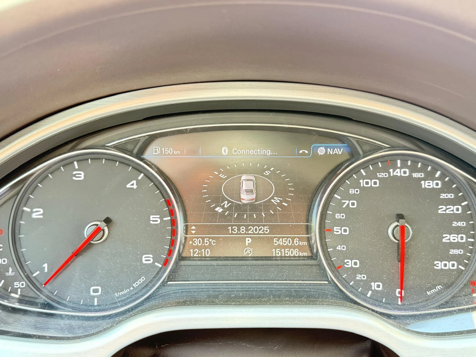 Audi A8 TDI quattro | Mobile.bg   13