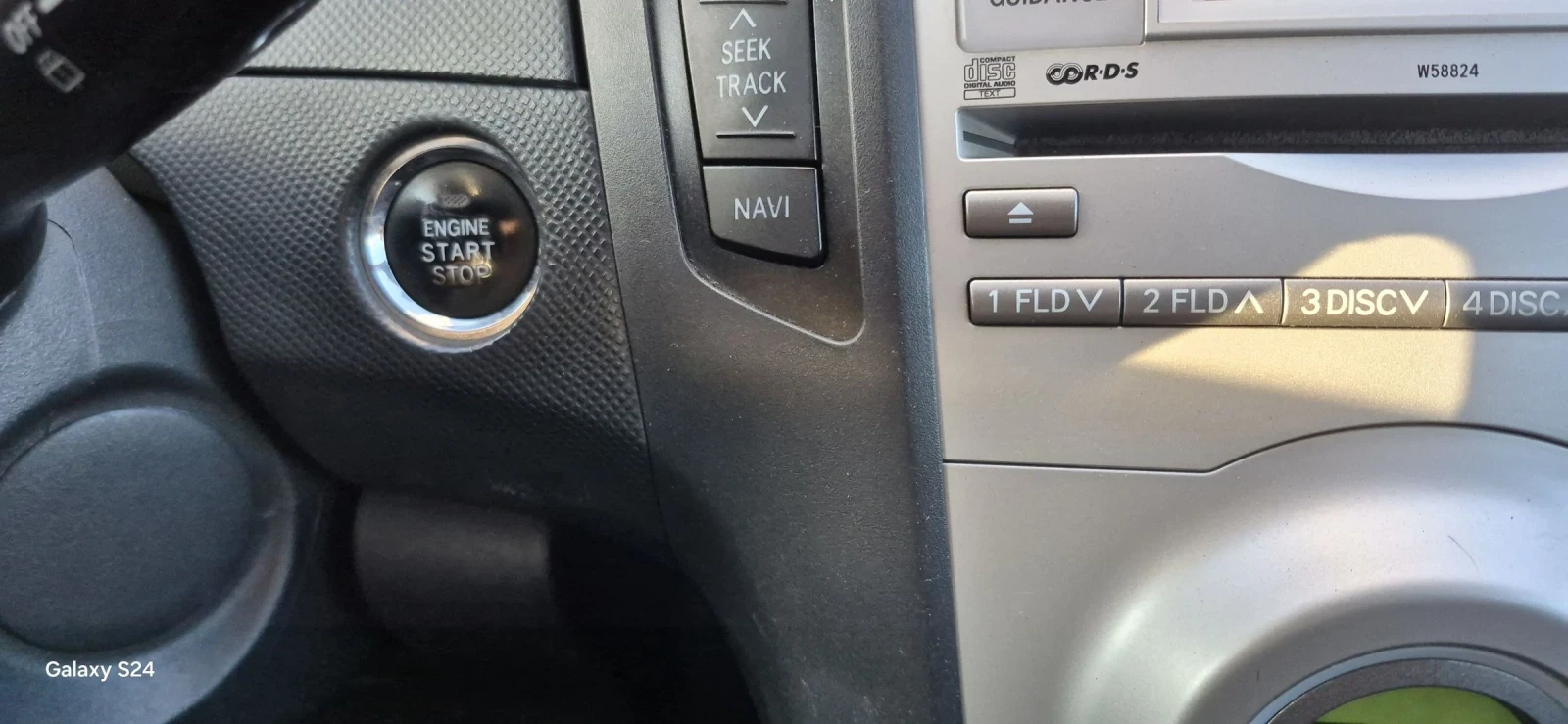 Toyota Yaris 1.3i Бензин  | Mobile.bg — изображение 17