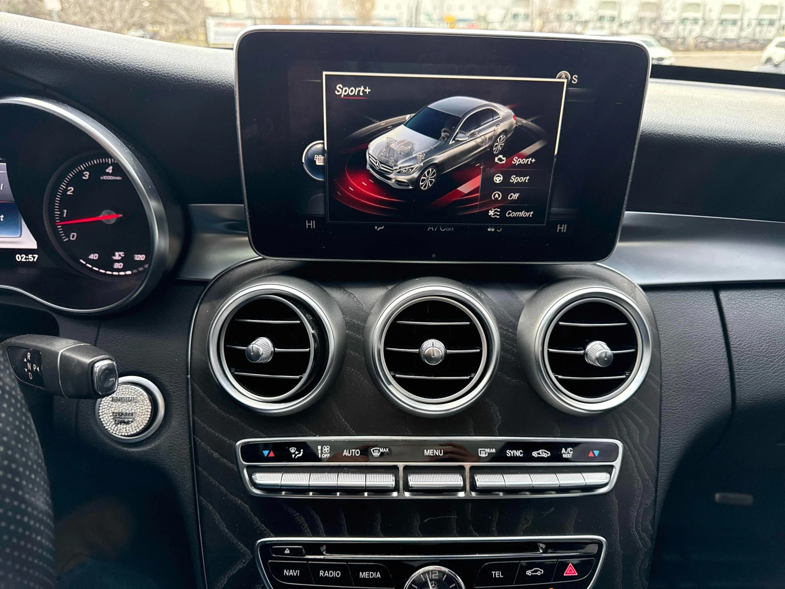 Mercedes-Benz C 400 4MATIC * * CARFAX * *   * *  | Mobile.bg   10