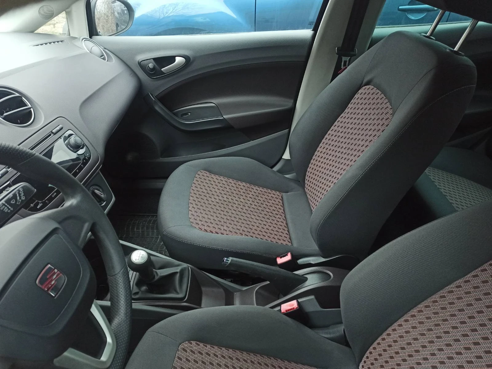 Seat Ibiza 1.2i 70hp Style | Mobile.bg � ����������� 8