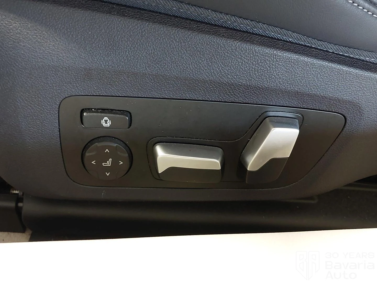 BMW 850 M850i xDrive Coupe Sportautomatic | Mobile.bg � ����������� 12