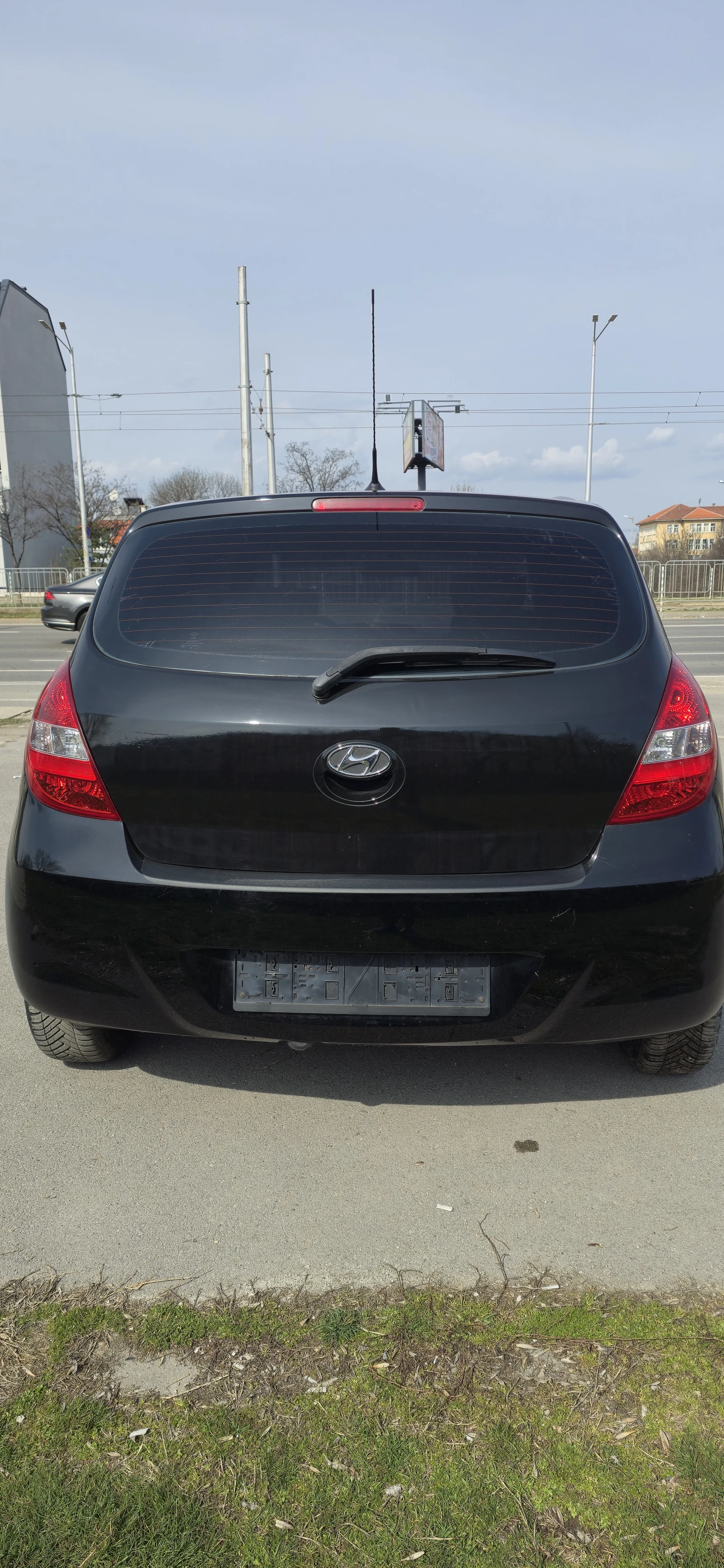 Hyundai I20 1.4 DYNAMIC DRIVE , снимка 6 - Автомобили и джипове - 53756399