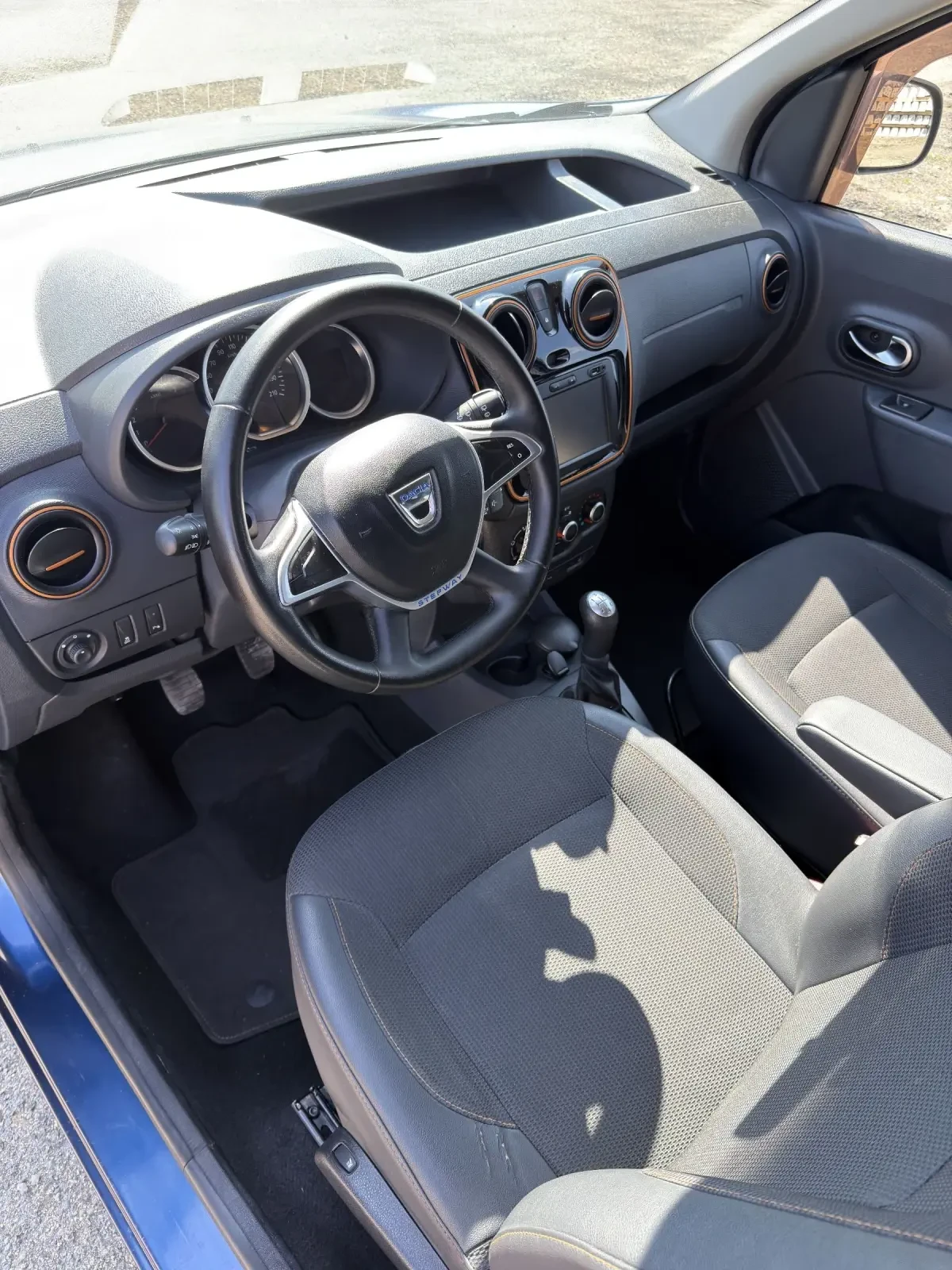 Dacia Dokker Stepway КЕМПЕР 1.5 dci, снимка 7 - Автомобили и джипове - 53757058