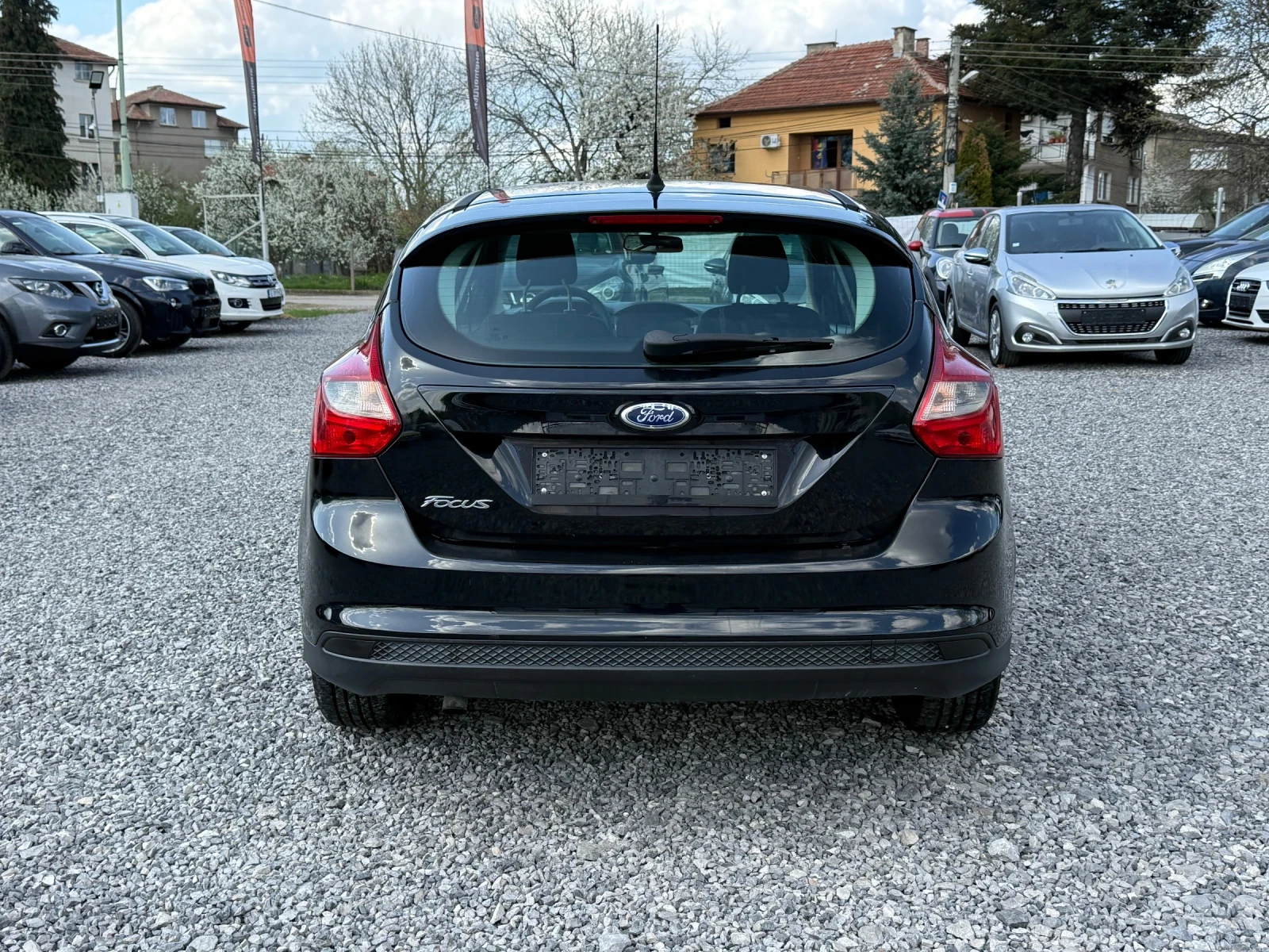 Ford Focus Hatchback 1.6 TDCi (115 кс) 2012г. Euro 5A Italy, снимка 7 - Автомобили и джипове - 54229871