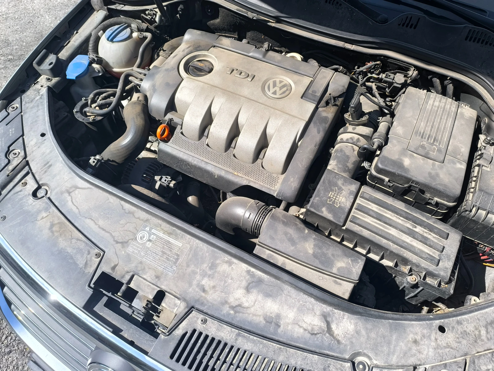 VW Passat 2.0 TDI 4motion, снимка 8 - Автомобили и джипове - 54340926