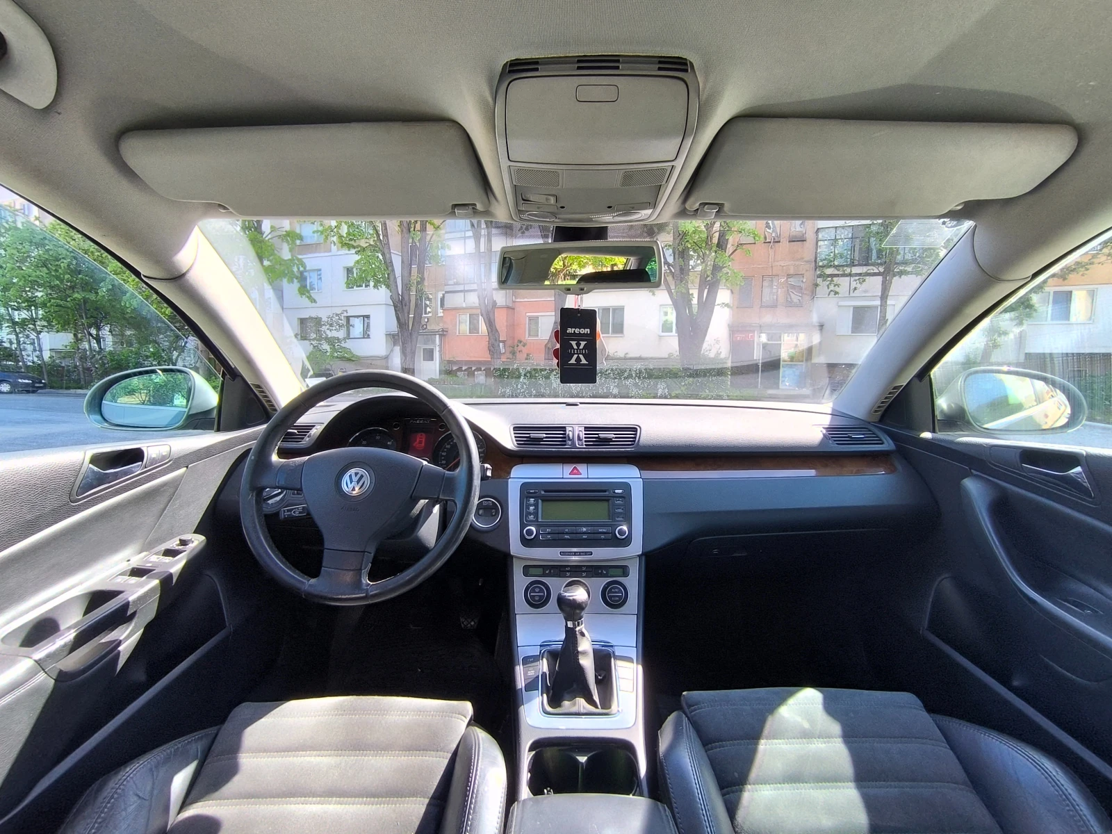 VW Passat 2.0 TDI 4motion, снимка 4 - Автомобили и джипове - 54340926