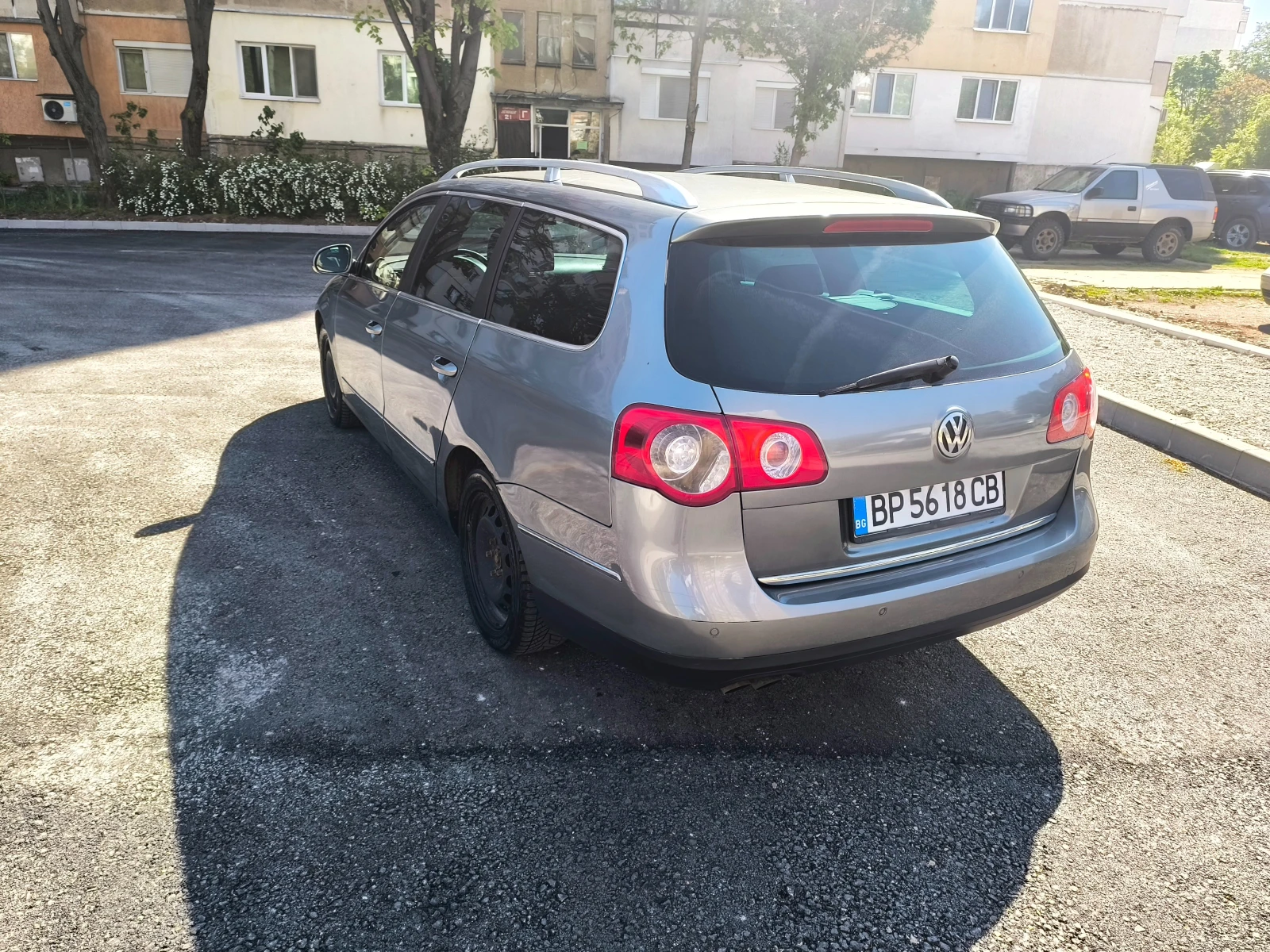 VW Passat 2.0 TDI 4motion, снимка 2 - Автомобили и джипове - 54340926