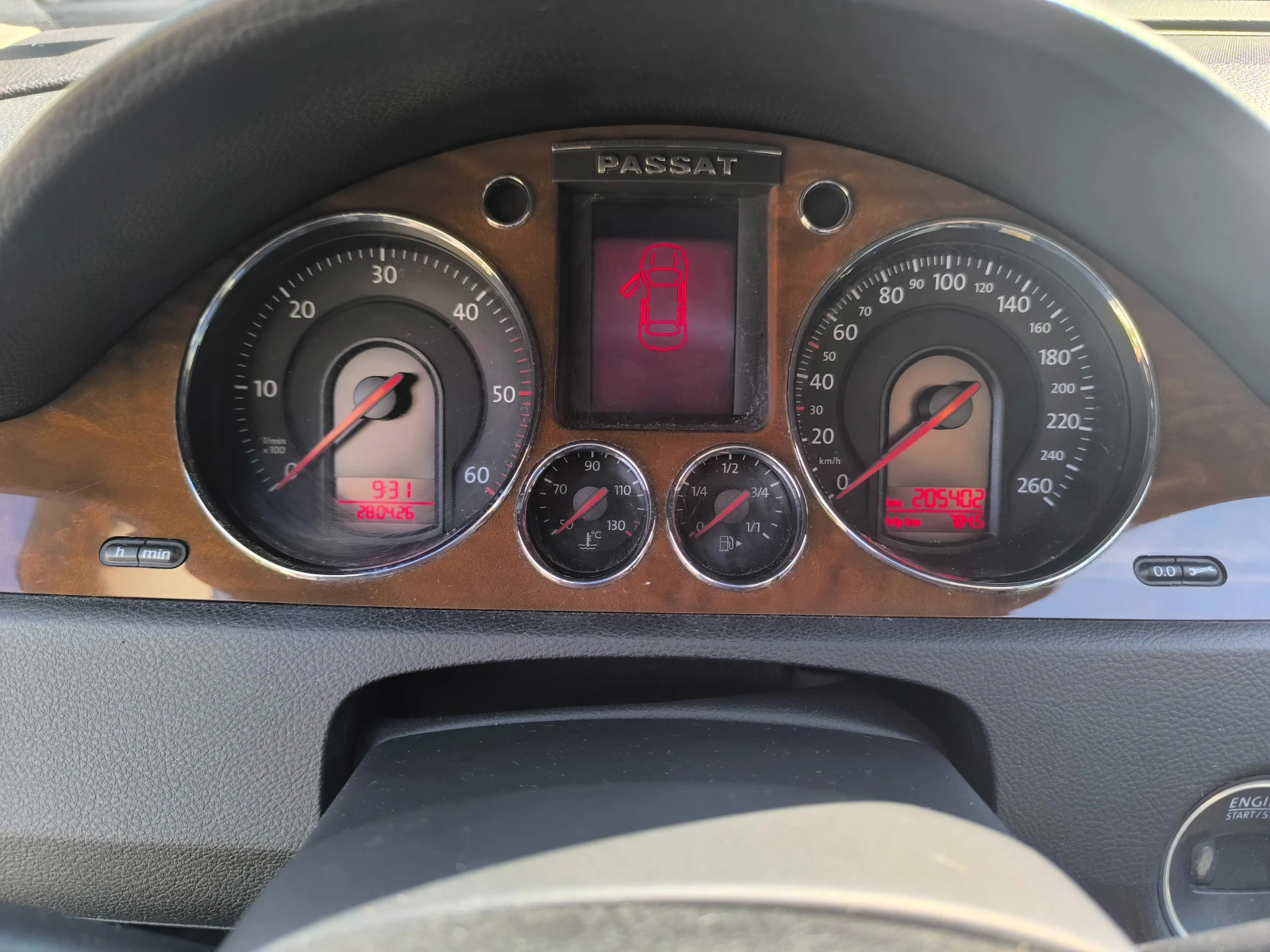 VW Passat 2.0 TDI 4motion, снимка 3 - Автомобили и джипове - 54340926