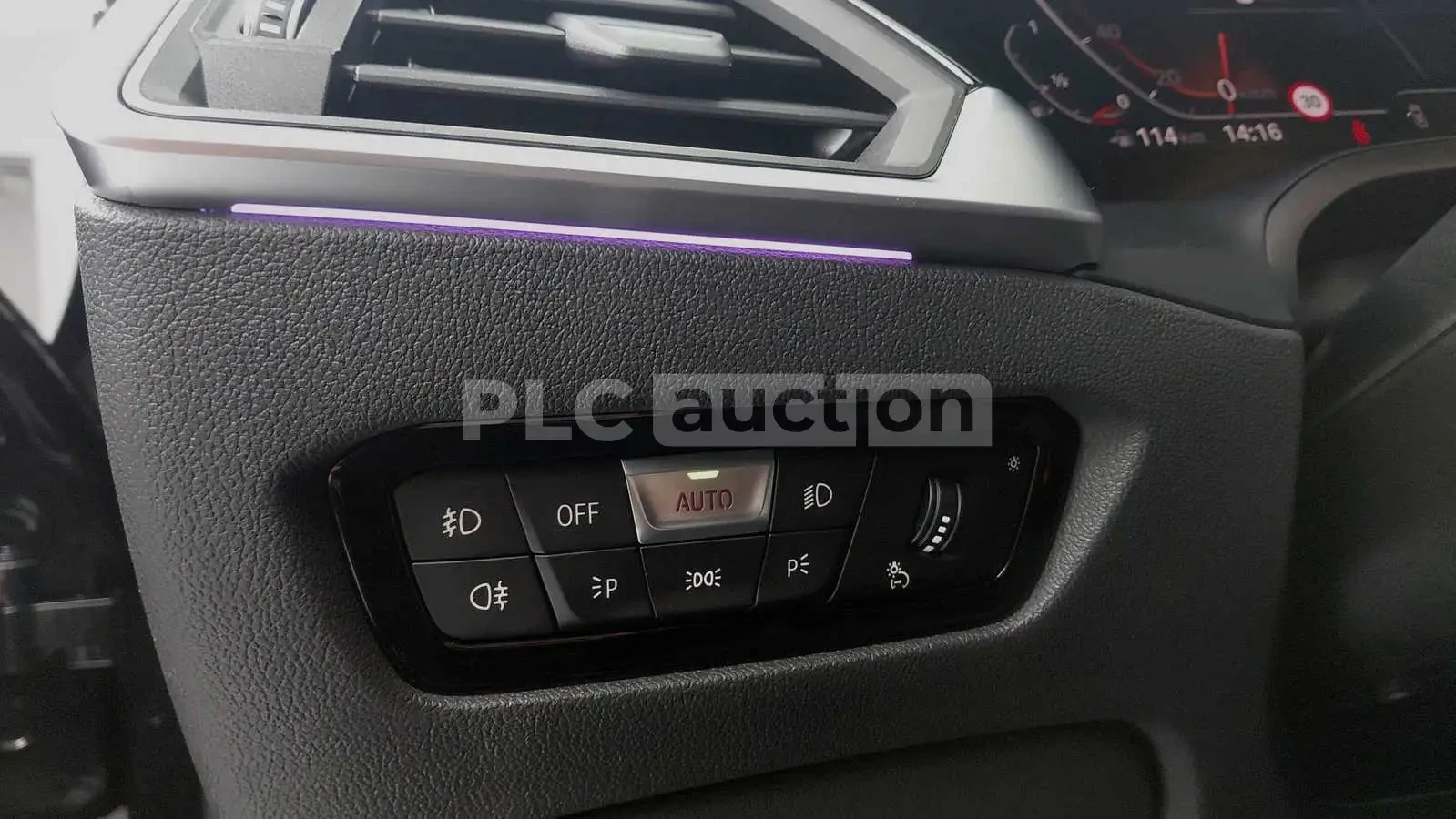 BMW 320 PANO * ПОДГРЕВИ * KEYLESS * 360 * H/K * , снимка 12 - Автомобили и джипове - 54553828