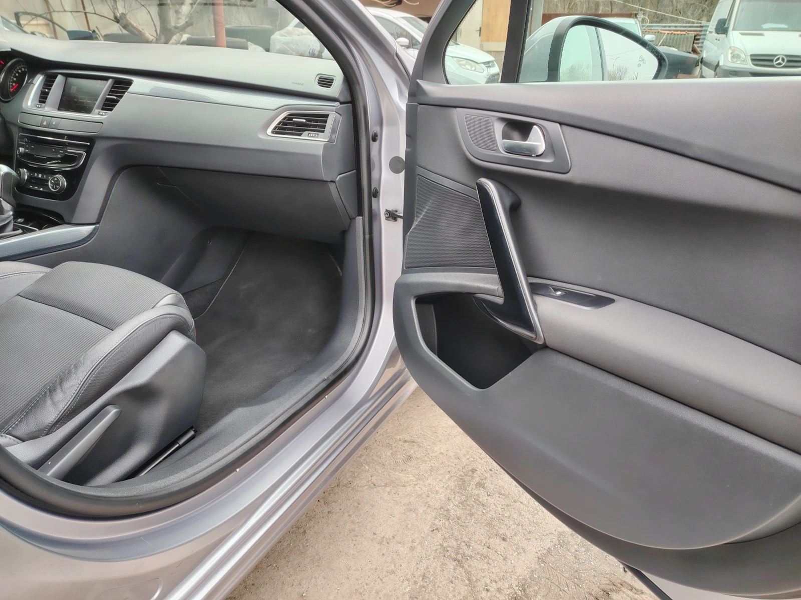 Peugeot 508 2.0 HDI, снимка 6 - Автомобили и джипове - 54571038