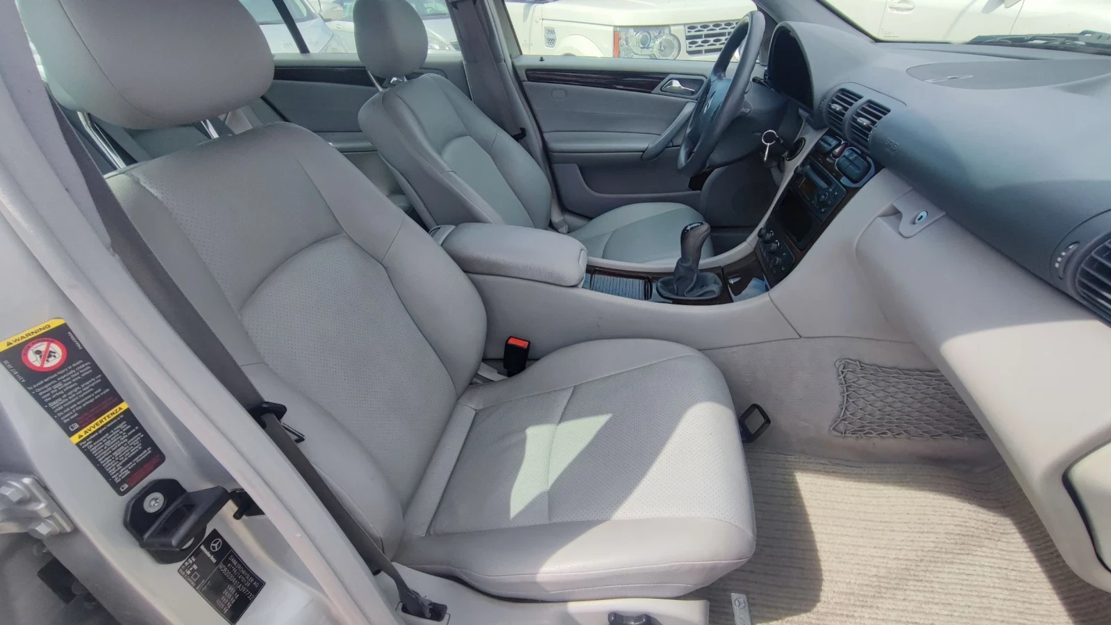 Mercedes-Benz C 180 Kompressor , снимка 12 - Автомобили и джипове - 54779537