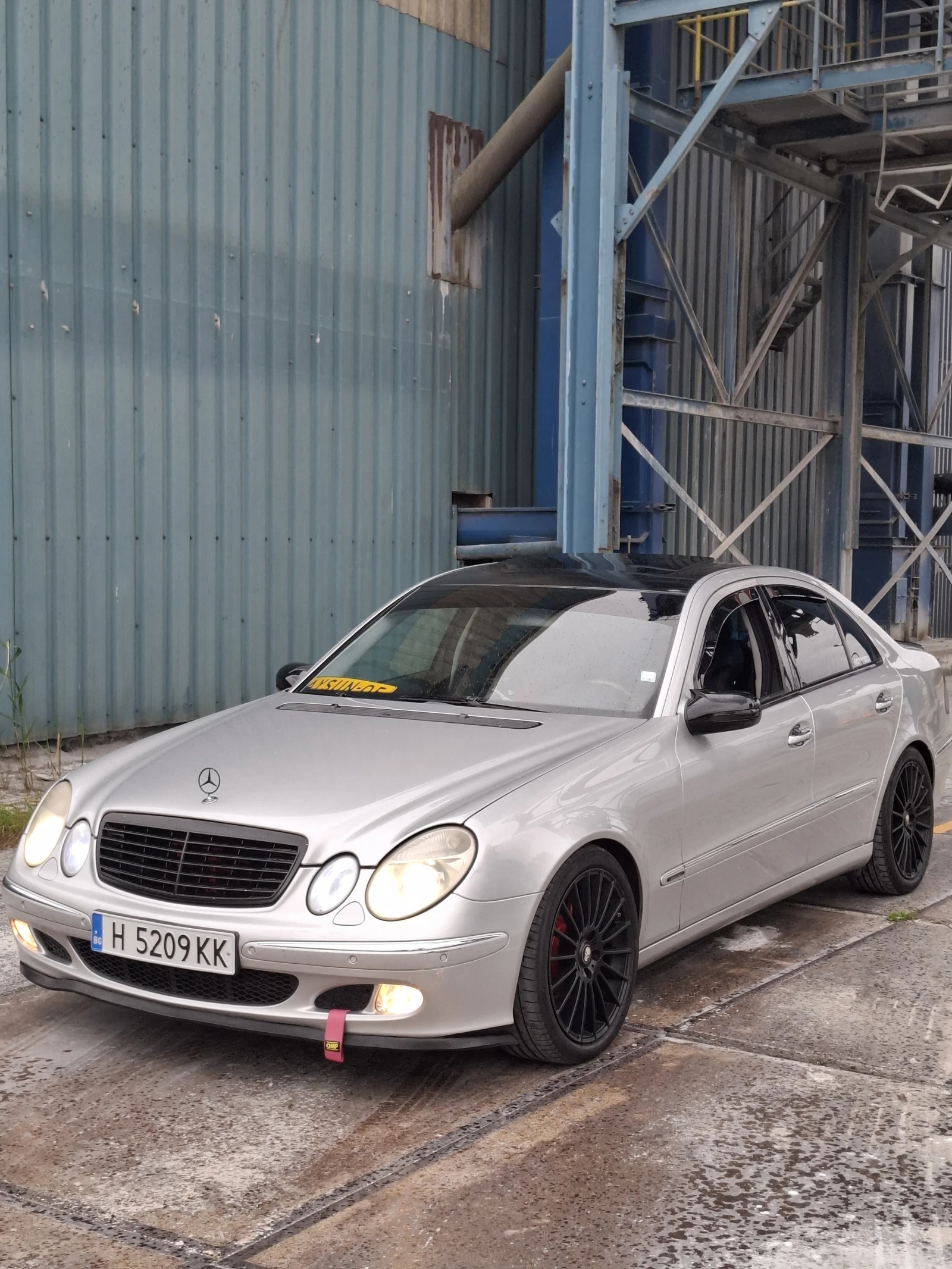 Mercedes-Benz 320