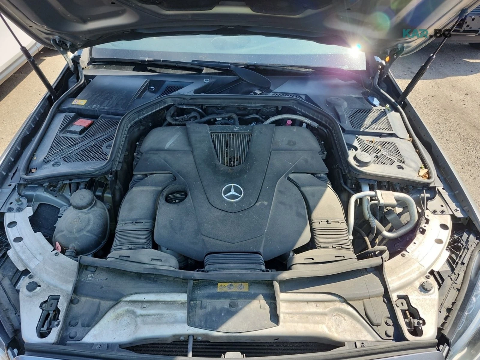 Mercedes-Benz C 400 AMG Line Distronic+ Червена Кожа ЦЕНА ДО БЪЛГАРИЯ!, снимка 14 - Автомобили и джипове - 55094184