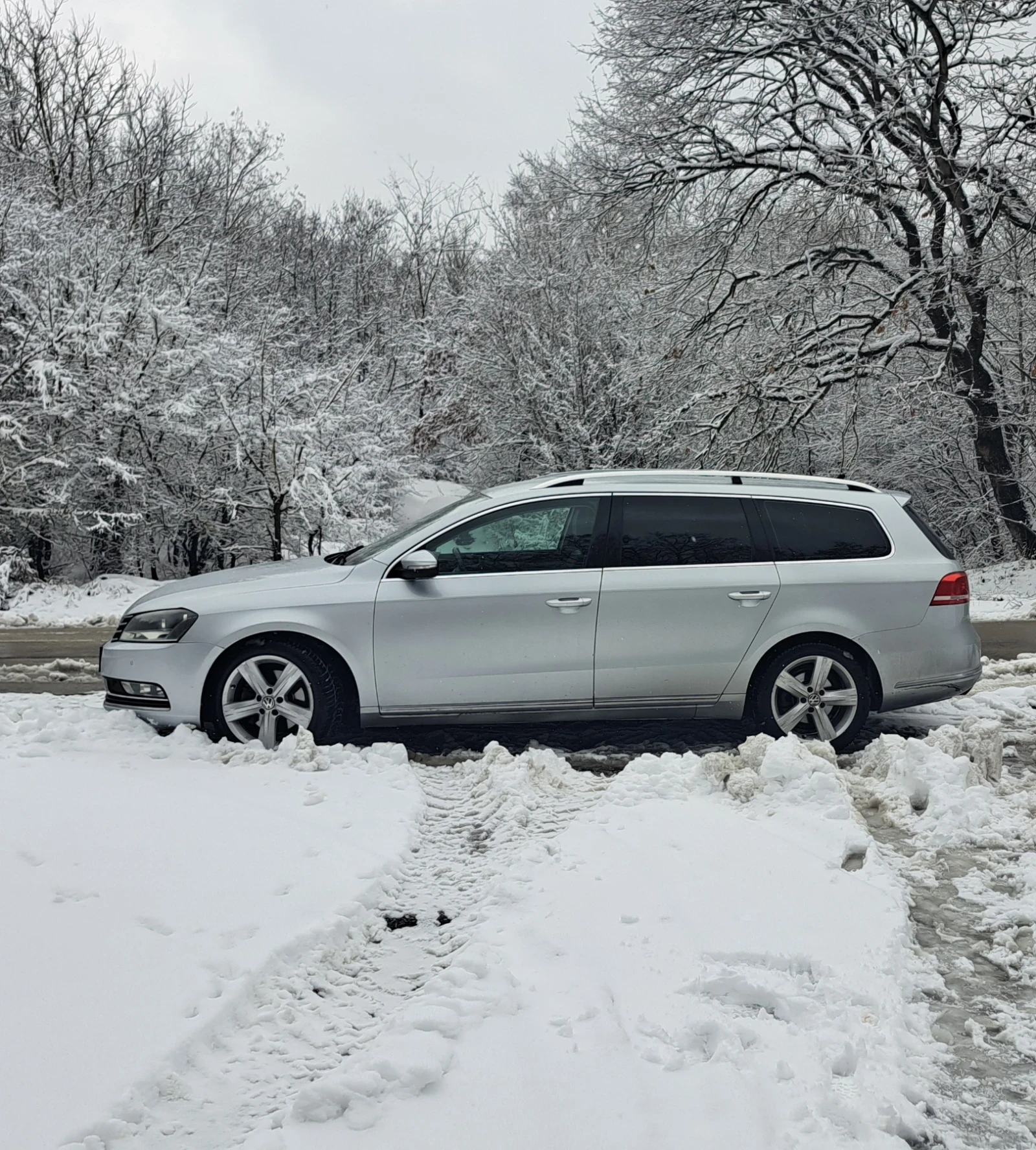 VW Passat, снимка 16 - Автомобили и джипове - 55215139