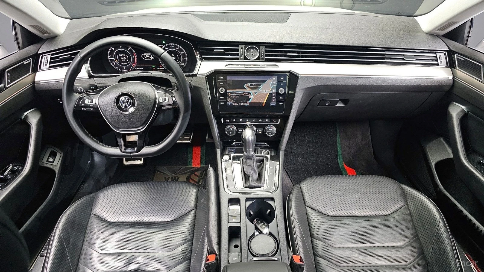 VW Arteon 2.0TDI* PREMIUM* DISTRONIC* ПОДГРЕВ* ОБДУХВАНЕ* , снимка 5 - Автомобили и джипове - 55573489