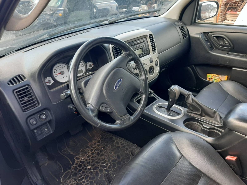 Ford Maverick 3.0i, снимка 5 - Автомобили и джипове - 48601913