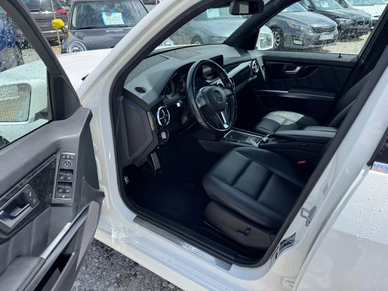 Mercedes-Benz GLK GLK250 4MATIC AMG-LIN , снимка 9 - Автомобили и джипове - 52558034