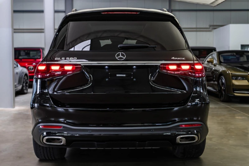Mercedes-Benz GLS580 AMG/FACELIFT/4MATIC/NIGHT/BURM/HEAD UP/PANO/DISTR/, снимка 6 - Автомобили и джипове - 51564641
