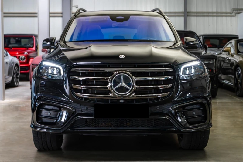 Mercedes-Benz GLS580 AMG/FACELIFT/4MATIC/NIGHT/BURM/HEAD UP/PANO/DISTR/, снимка 2 - Автомобили и джипове - 51564641