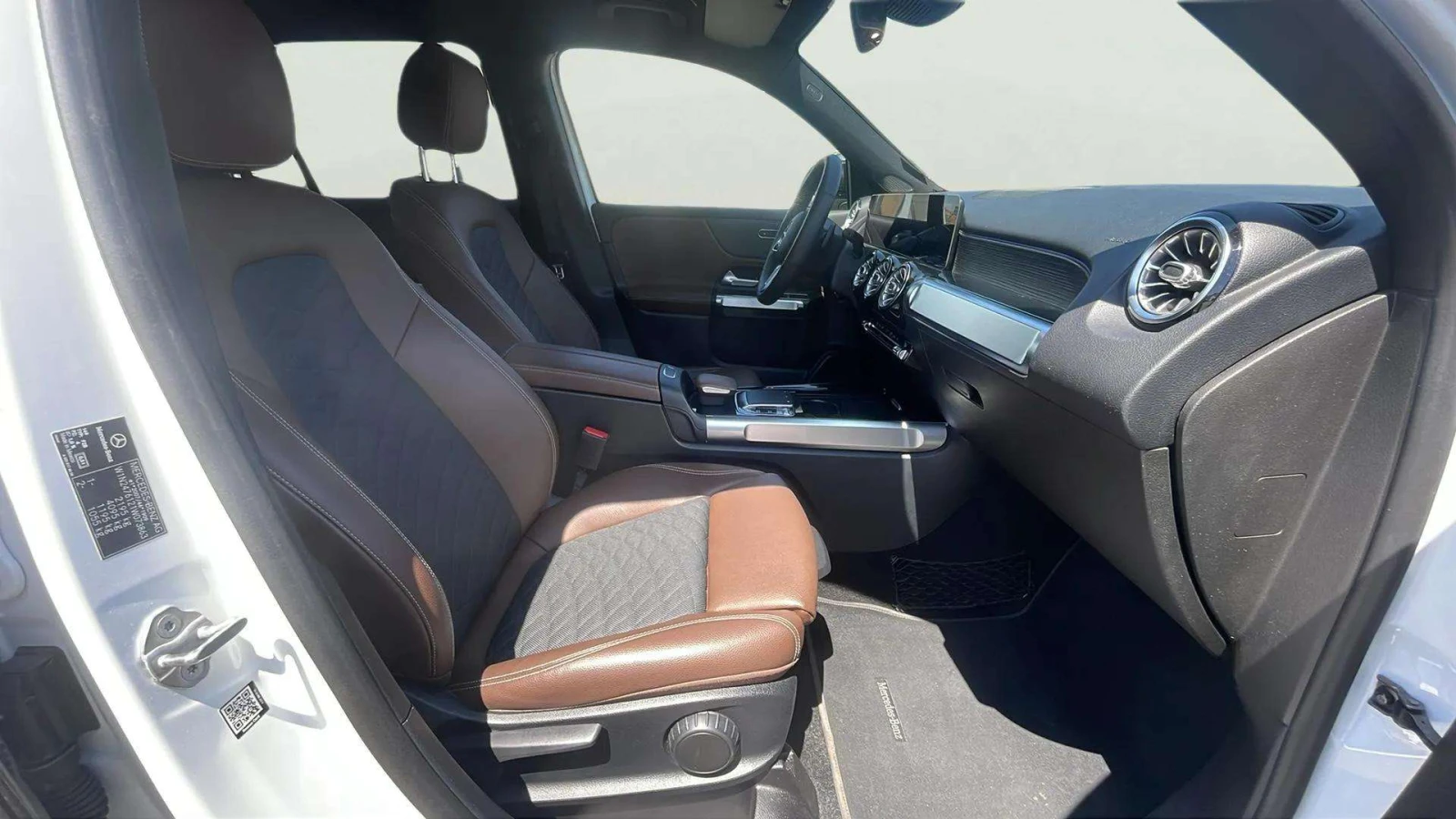 Mercedes-Benz GLB 2.0D - изображение 9