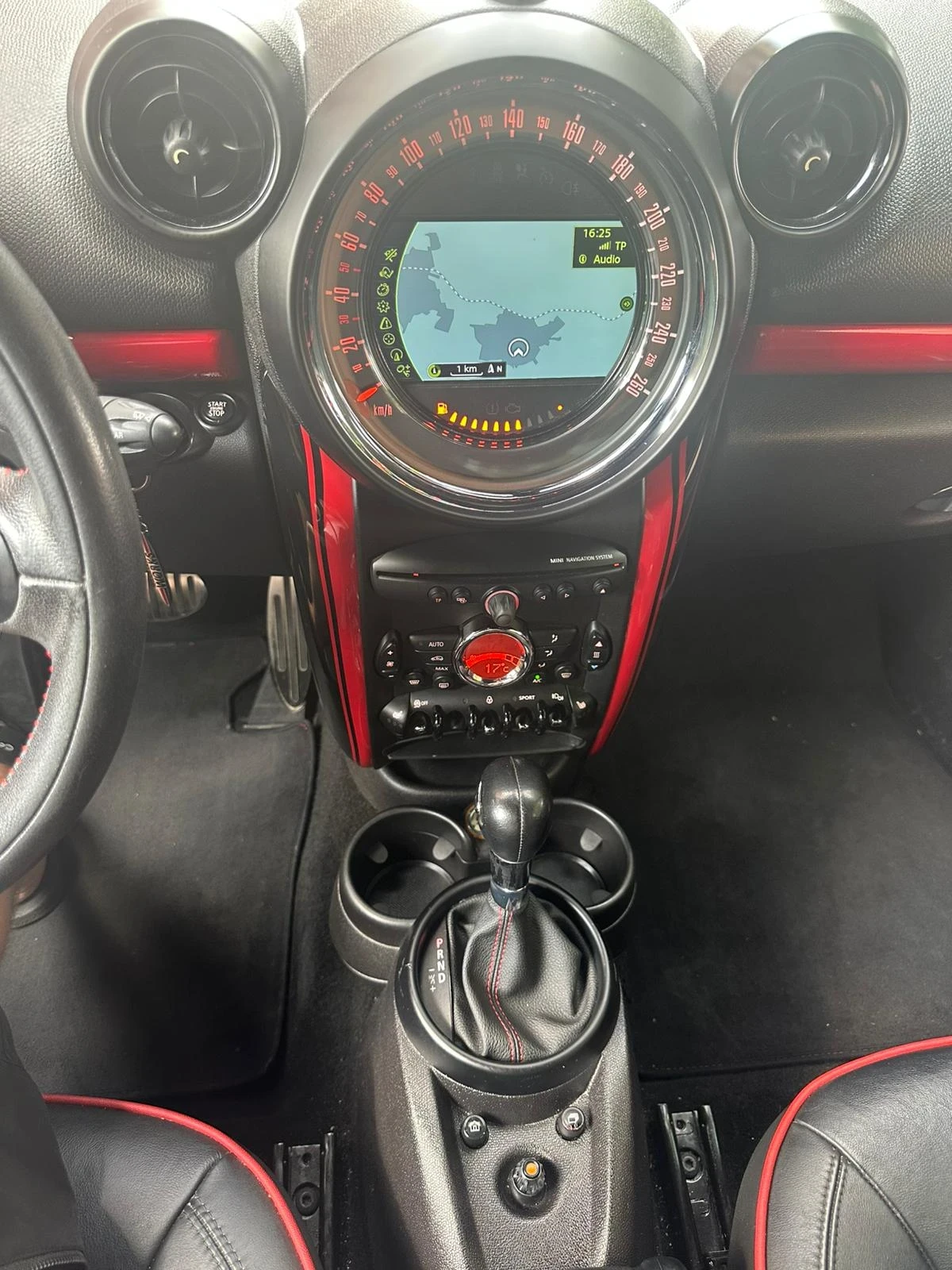Mini Countryman JCW ALL4 - изображение 10