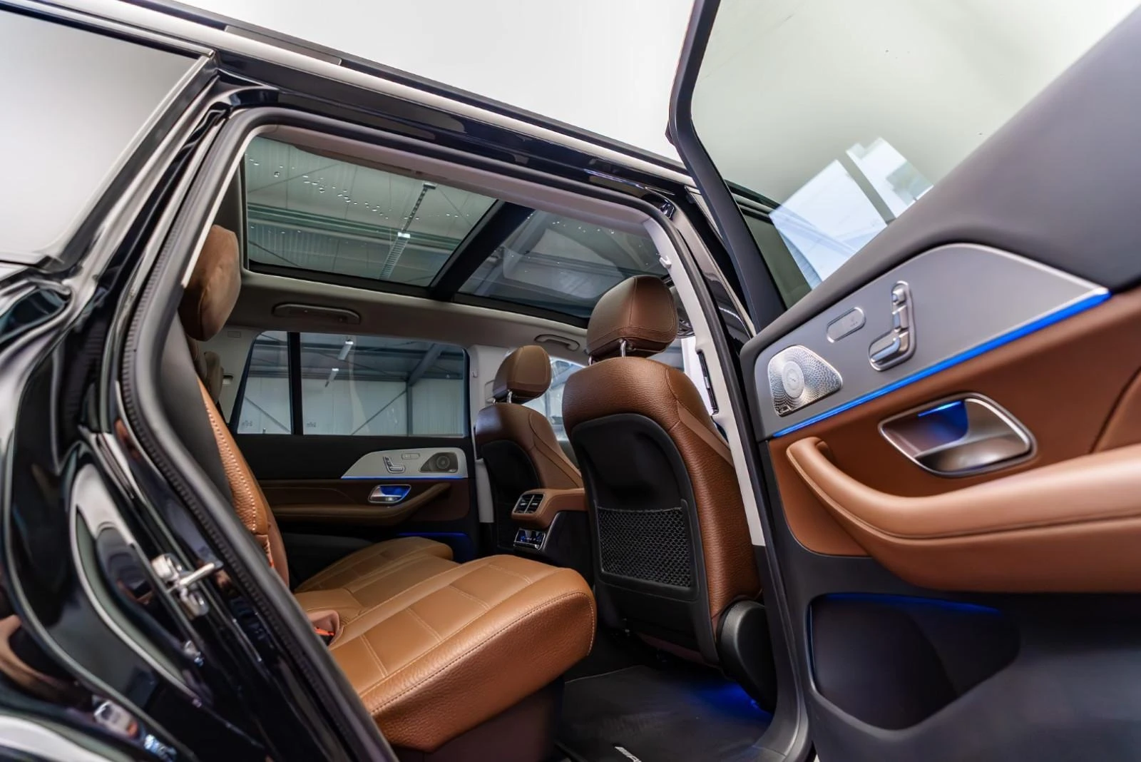 Mercedes-Benz GLS580 AMG/FACELIFT/4MATIC/NIGHT/BURM/HEAD UP/PANO/DISTR/ | Mobile.bg   14