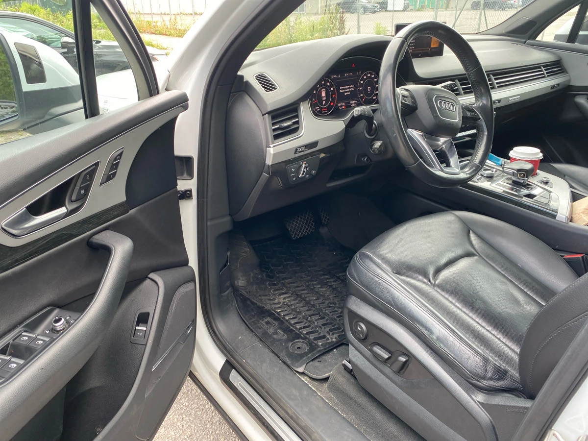 Audi Q7 * TECHNIK * CARFAX /* БЕЗ ПЪРВОНАЧАЛНА ВНОСКА*  - изображение 9