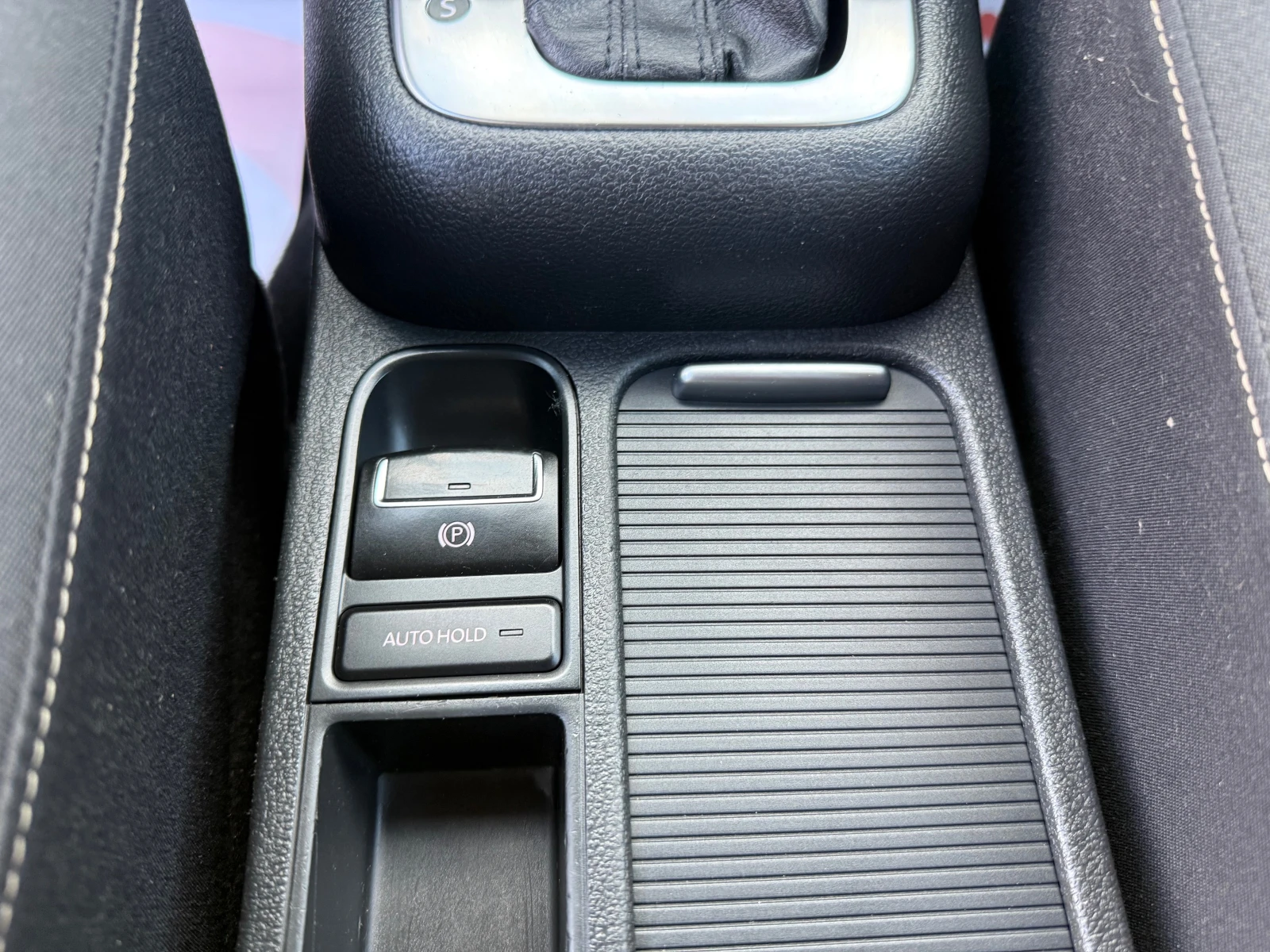 VW Tiguan 2.0TDI 140 KS 4 Motion СОБСТВЕН ЛИЗИНГ !!!!, снимка 14 - Автомобили и джипове - 54548087
