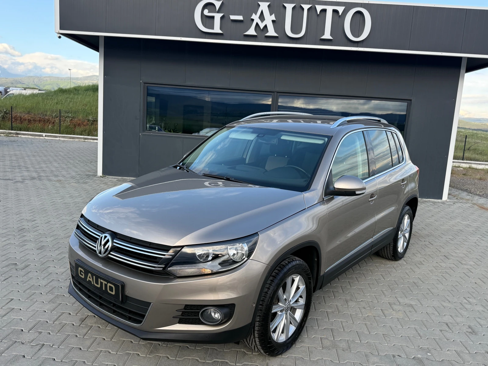 VW Tiguan 2.0TDI 140 KS 4 Motion СОБСТВЕН ЛИЗИНГ !!!!