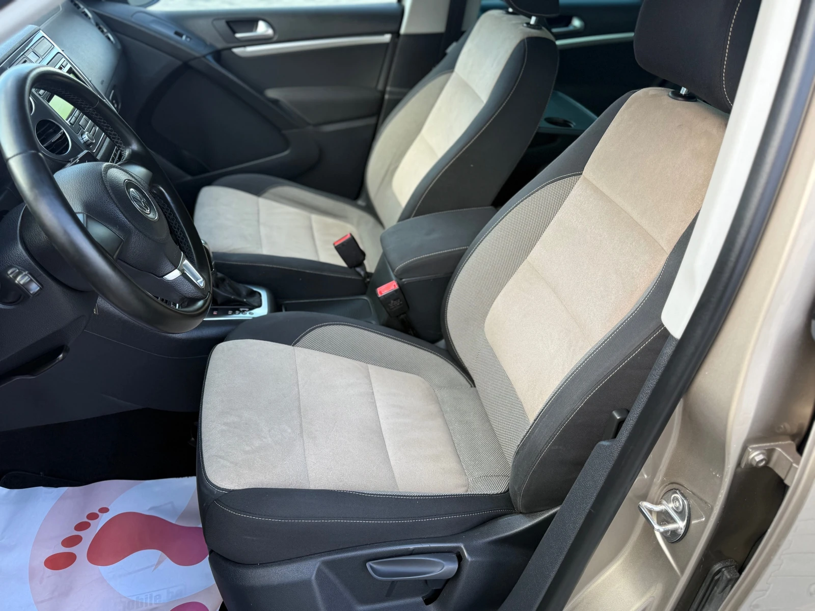 VW Tiguan 2.0TDI 140 KS 4 Motion СОБСТВЕН ЛИЗИНГ !!!!, снимка 10 - Автомобили и джипове - 54548087