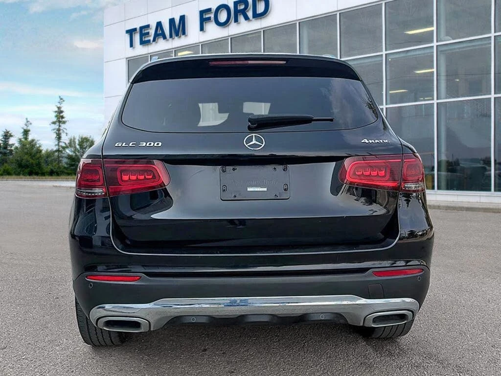 Mercedes-Benz GLC 300 4MATIC* ПОДГРЕВ* КАМЕРА* ПАНОРАМА* КРАЙНА ЦЕНА* , снимка 4 - Автомобили и джипове - 55663781