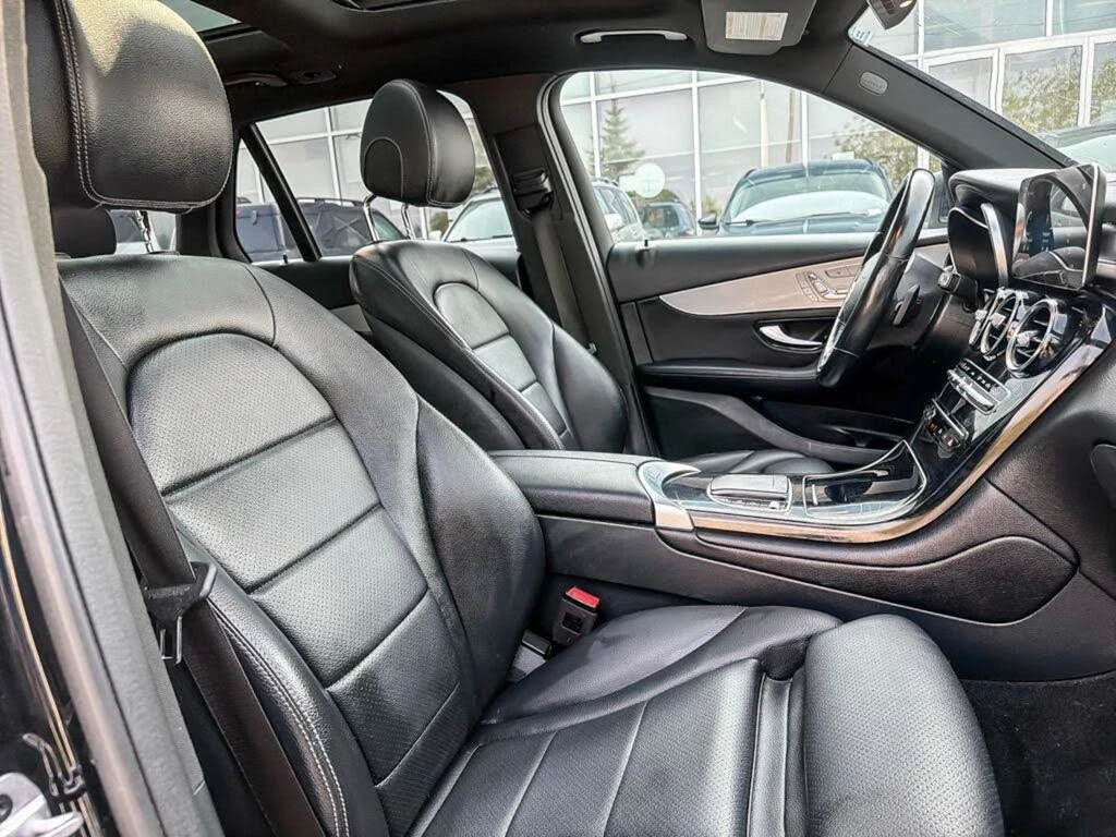 Mercedes-Benz GLC 300 4MATIC* ПОДГРЕВ* КАМЕРА* ПАНОРАМА* КРАЙНА ЦЕНА* , снимка 9 - Автомобили и джипове - 55663781