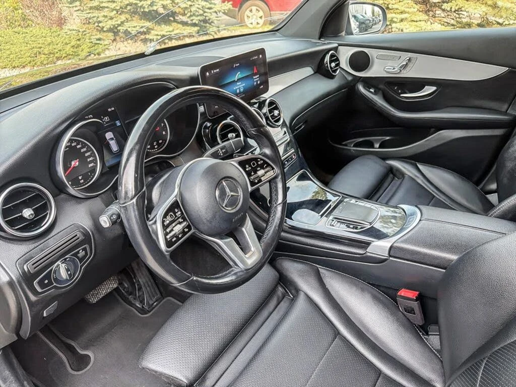 Mercedes-Benz GLC 300 4MATIC* ПОДГРЕВ* КАМЕРА* ПАНОРАМА* КРАЙНА ЦЕНА* , снимка 8 - Автомобили и джипове - 55663781