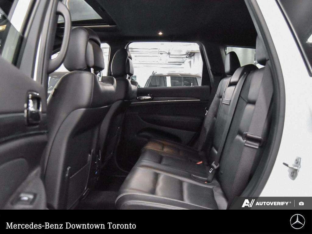 Jeep Grand cherokee * 80th Anniversary | Adaptive Cruise | Premium Lig, снимка 16 - Автомобили и джипове - 56083159