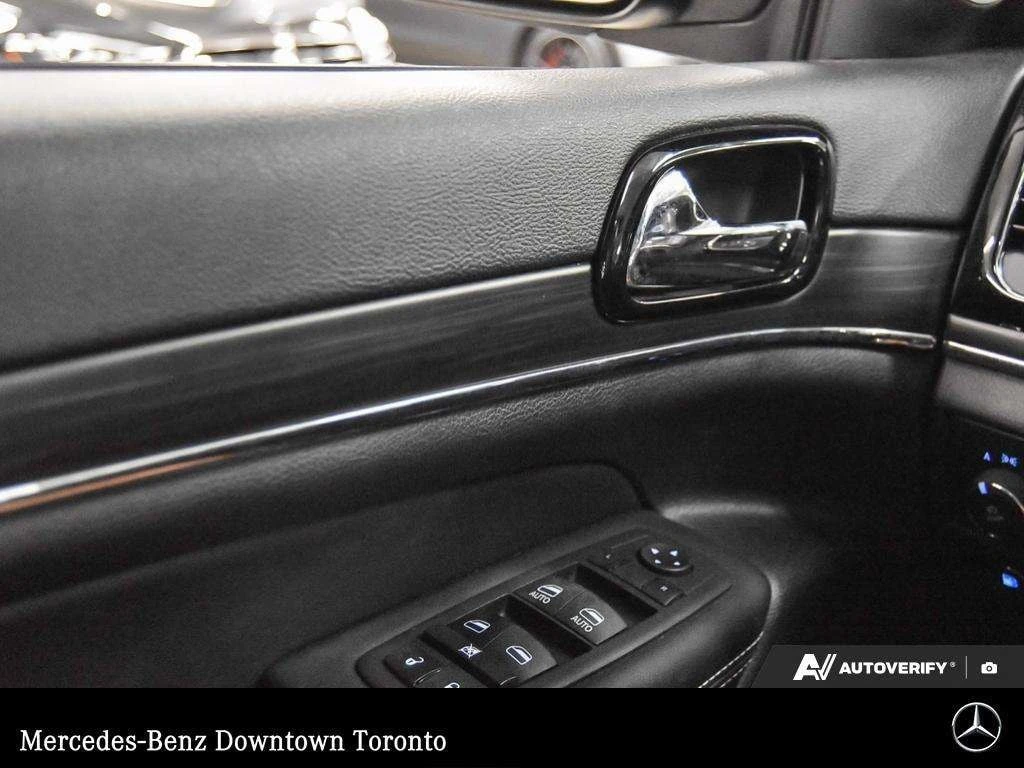 Jeep Grand cherokee * 80th Anniversary | Adaptive Cruise | Premium Lig, снимка 9 - Автомобили и джипове - 56083159