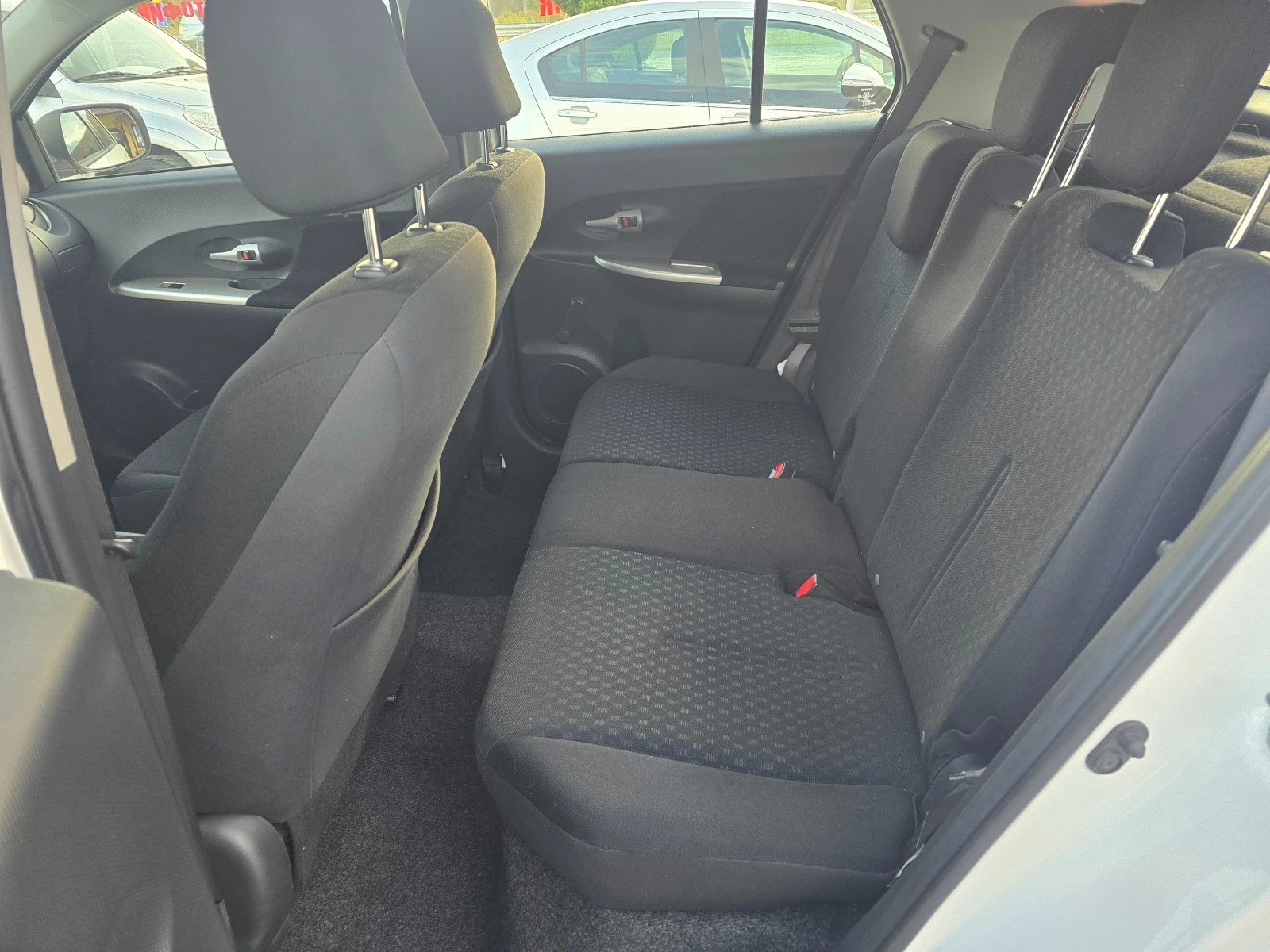 Toyota Urban Cruiser 1.4D-4D AWD 90�� ! !������ ��������� ! ! �������� | Mobile.bg � ����������� 14