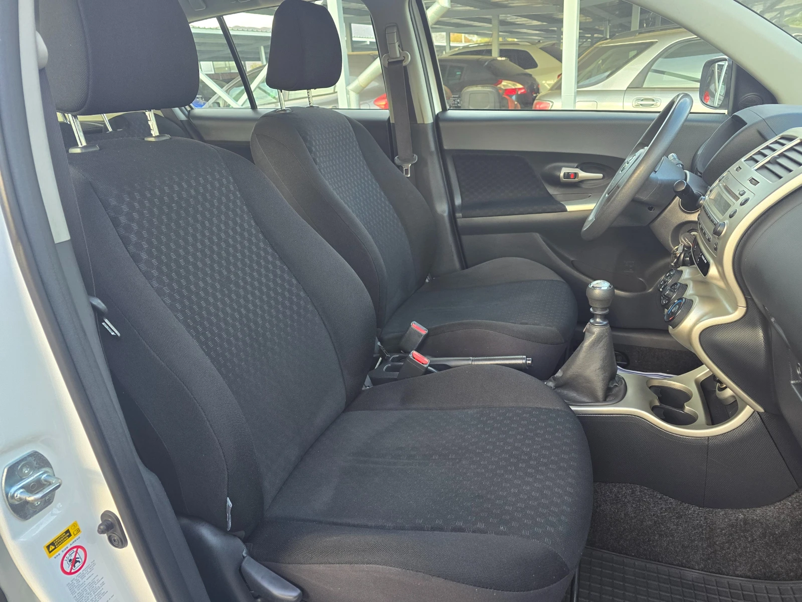 Toyota Urban Cruiser 1.4D-4D AWD 90�� ! !������ ��������� ! ! �������� | Mobile.bg � ����������� 10
