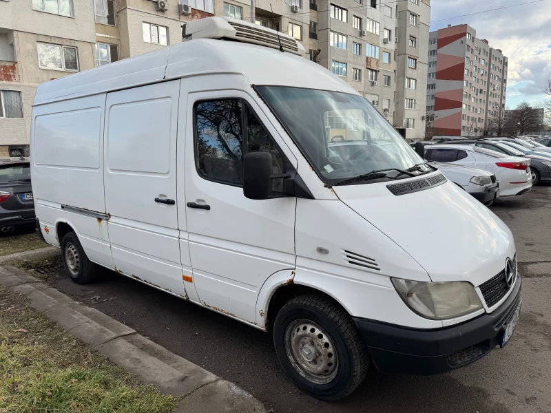 Mercedes-Benz Sprinter 313 Хладилен, снимка 4 - Бусове и автобуси - 48639366