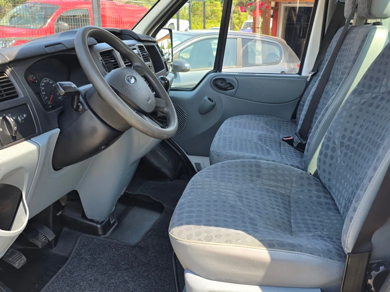 Ford Transit 2.4TDCi/Лизинг, снимка 7 - Бусове и автобуси - 51909339