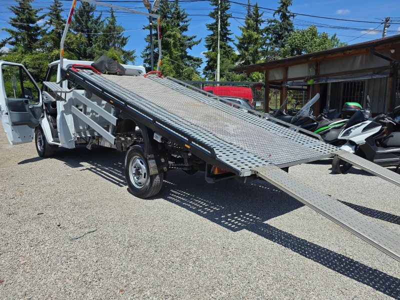 Ford Transit 2.4TDCi/Лизинг, снимка 15 - Бусове и автобуси - 51909339