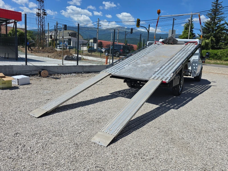 Ford Transit 2.4TDCi/Лизинг, снимка 14 - Бусове и автобуси - 51909339