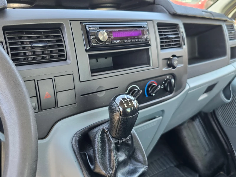 Ford Transit 2.4TDCi/Лизинг, снимка 9 - Бусове и автобуси - 51909339