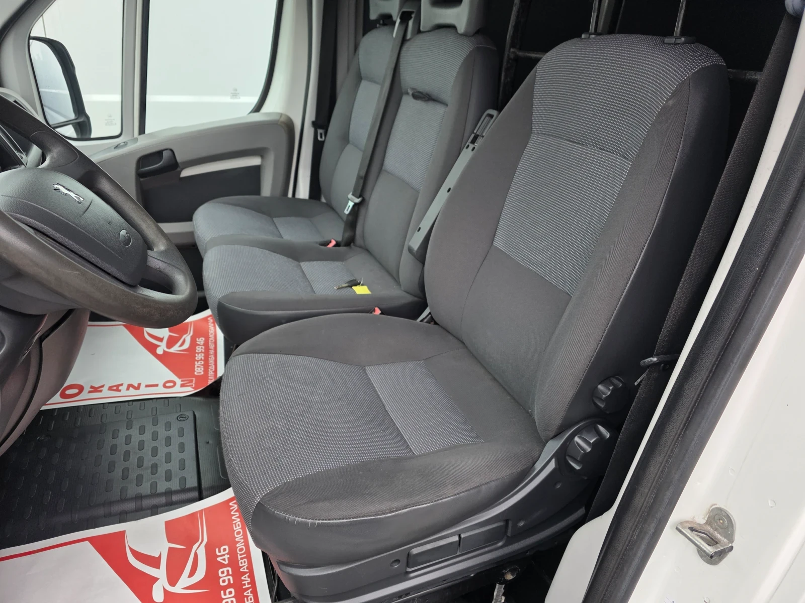 Peugeot Boxer 2.2hdi 6 скорости Климатик, снимка 13 - Бусове и автобуси - 54364347