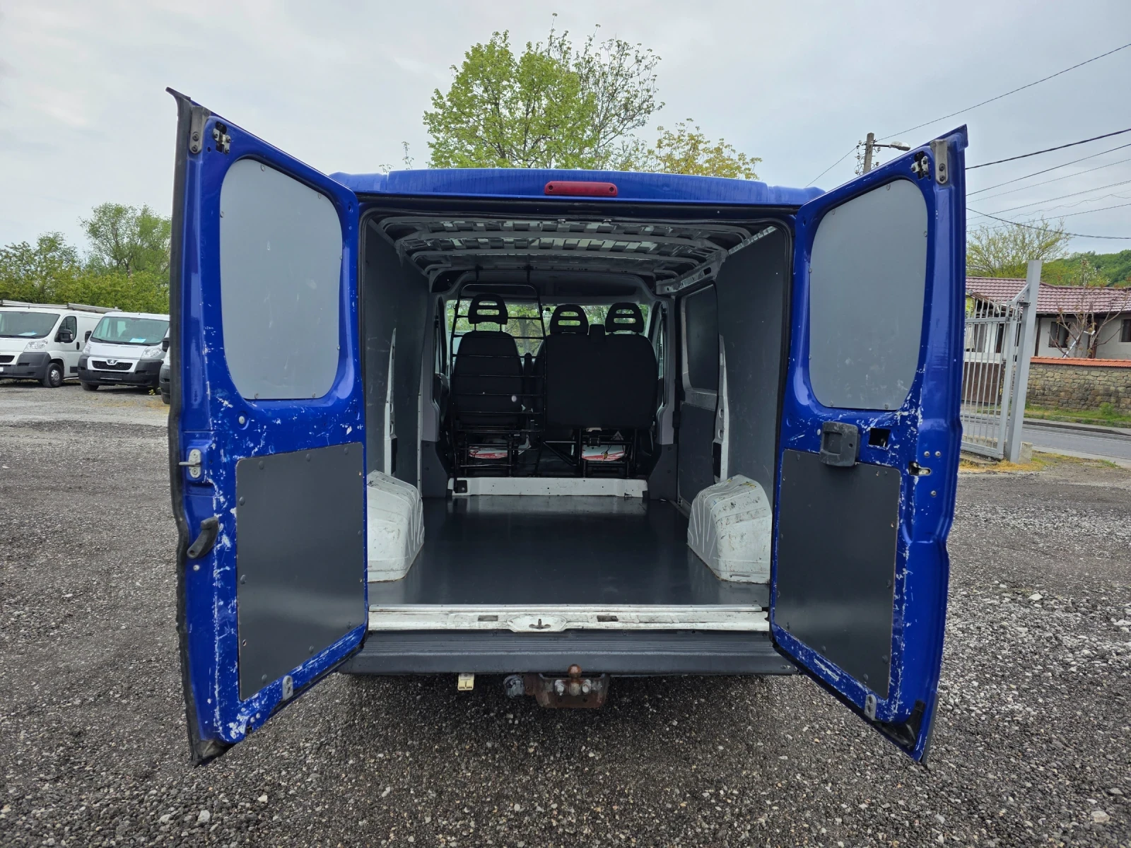 Peugeot Boxer 2.2hdi 6 скорости Климатик, снимка 11 - Бусове и автобуси - 54364347