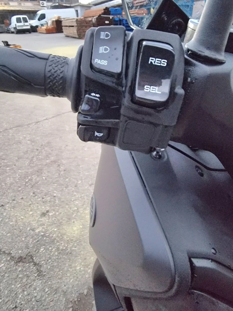 Yamaha X-max 300, снимка 8 - Мотоциклети и мототехника - 52495350