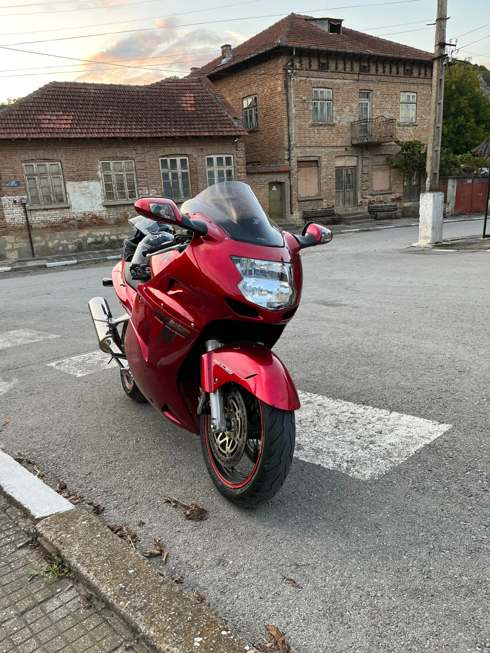 Honda Cbr 1100xx, снимка 1