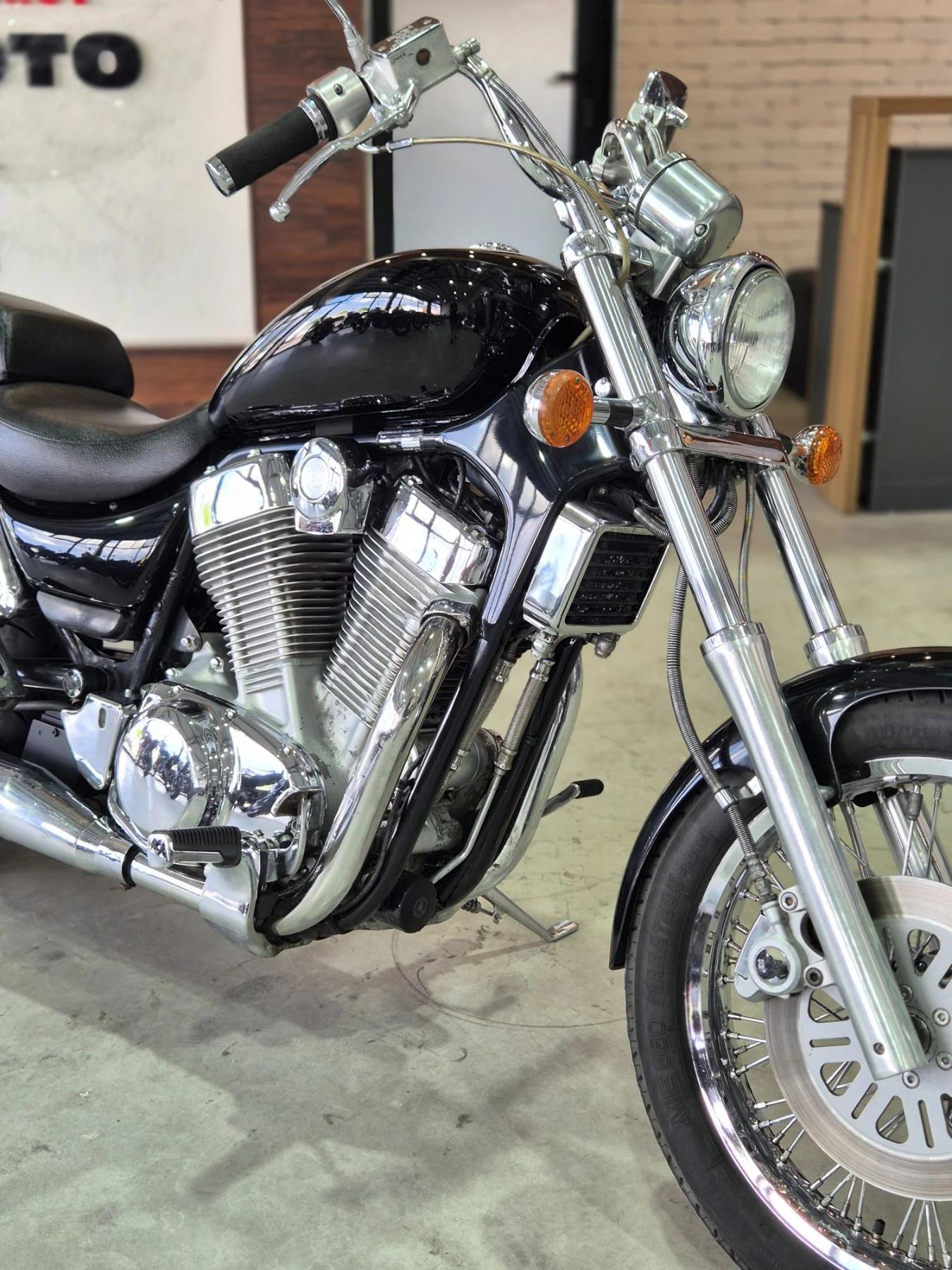 Suzuki Intruder VS 1400 Нов внос от ШВЕЙЦАРИЯ!, снимка 10 - Мотоциклети и мототехника - 54823895