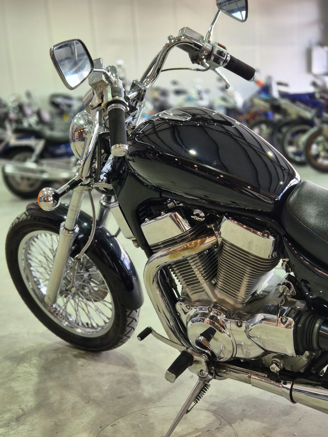 Suzuki Intruder VS 1400 Нов внос от ШВЕЙЦАРИЯ!, снимка 12 - Мотоциклети и мототехника - 54823895