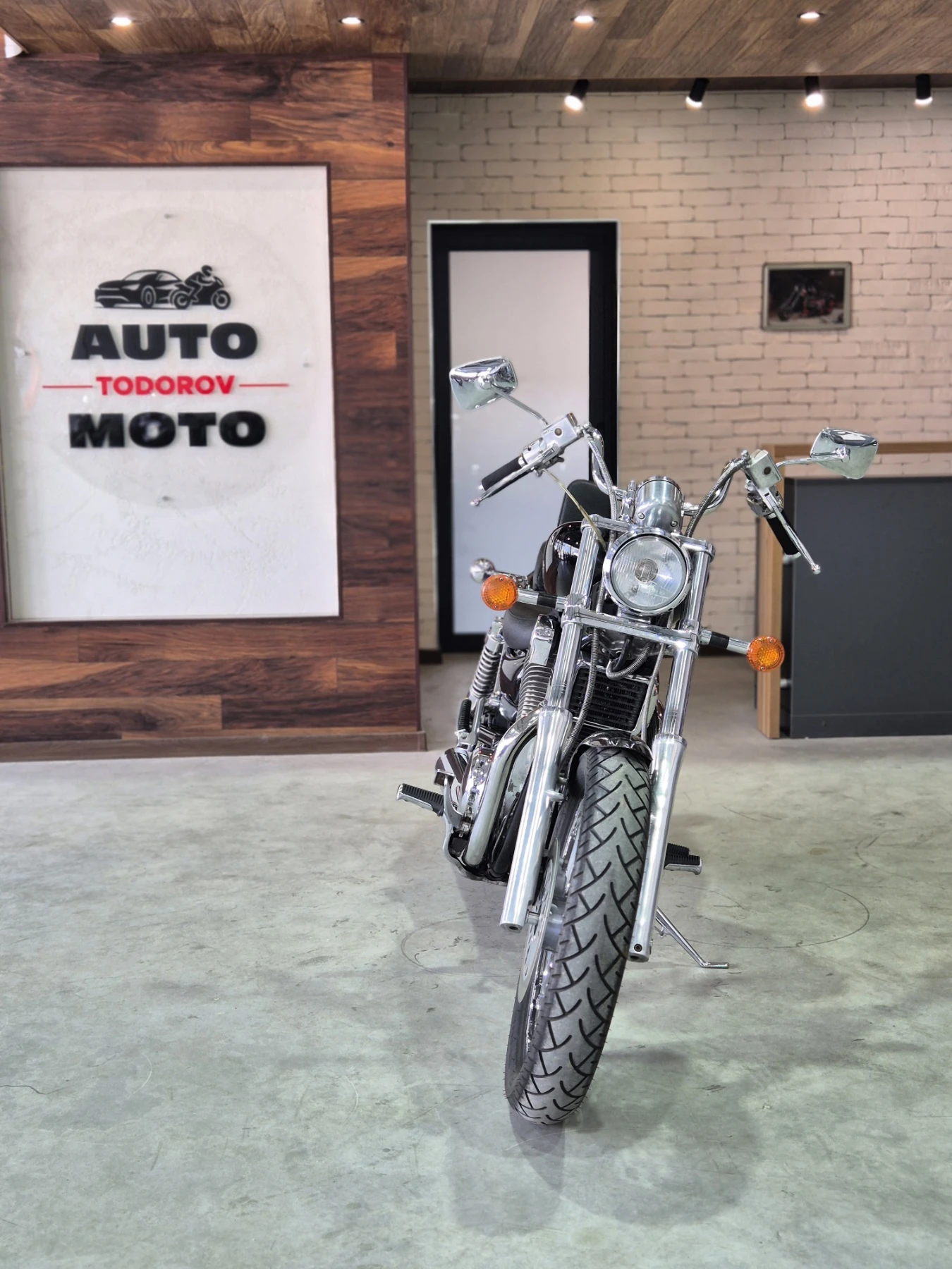 Suzuki Intruder VS 1400 Нов внос от ШВЕЙЦАРИЯ!, снимка 2 - Мотоциклети и мототехника - 54823895